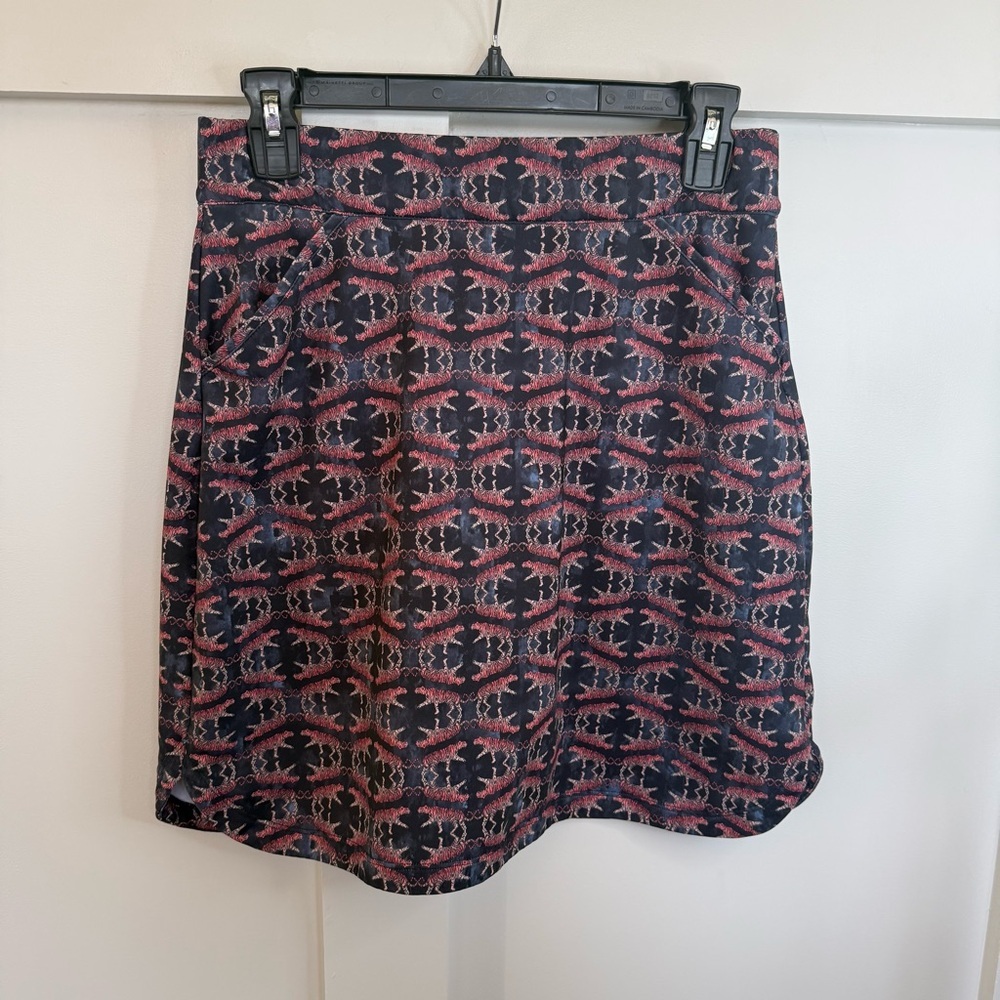 Peter Millar Golf‎ Skort women’s SM Black Pink tigers all over Pattern wicking